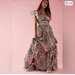 Selkie For L'Amour The Romance Novel Dress Gown size XS NWT